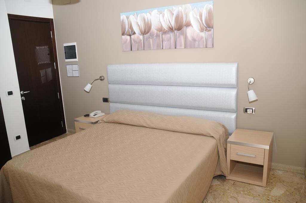 Hotel Florence San Benedetto del Tronto Chambre photo